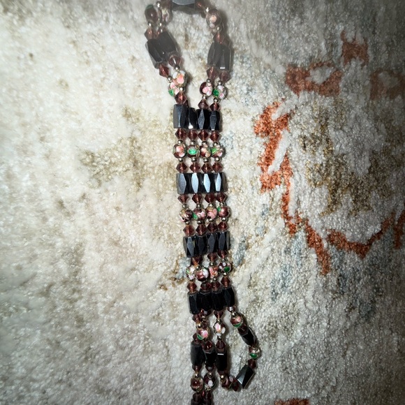 Elegant Black and Gold Magnet Hermatite Beaded Necklace - Picture 1 of 5